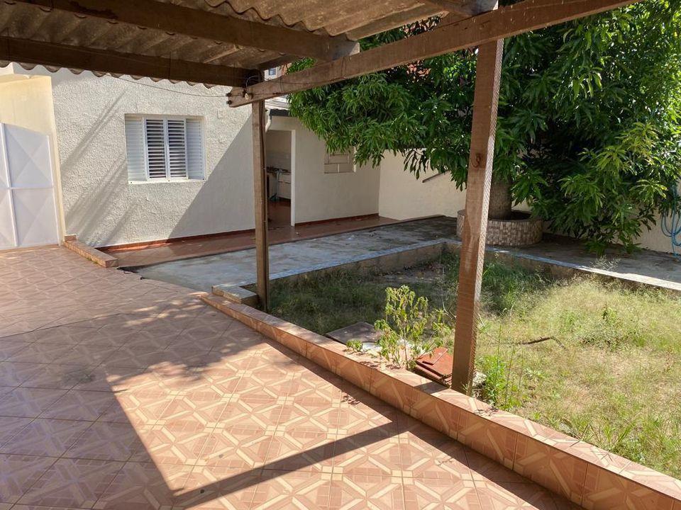 Casa à venda com 3 quartos, 180m² - Foto 25