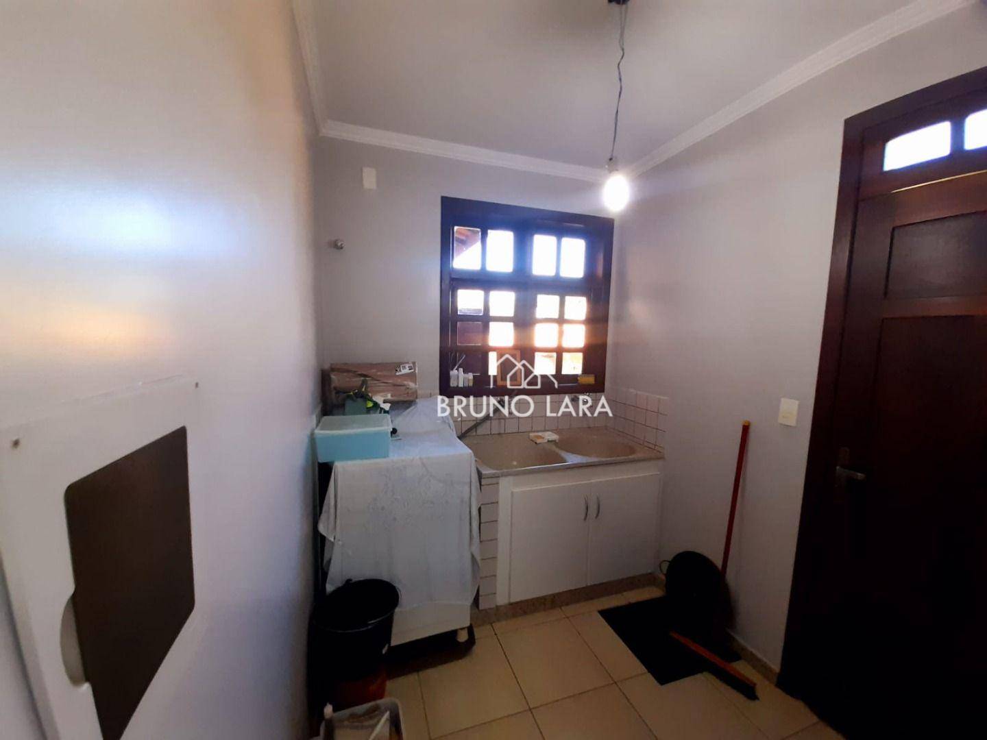 Casa de Condomínio à venda com 4 quartos, 240m² - Foto 12