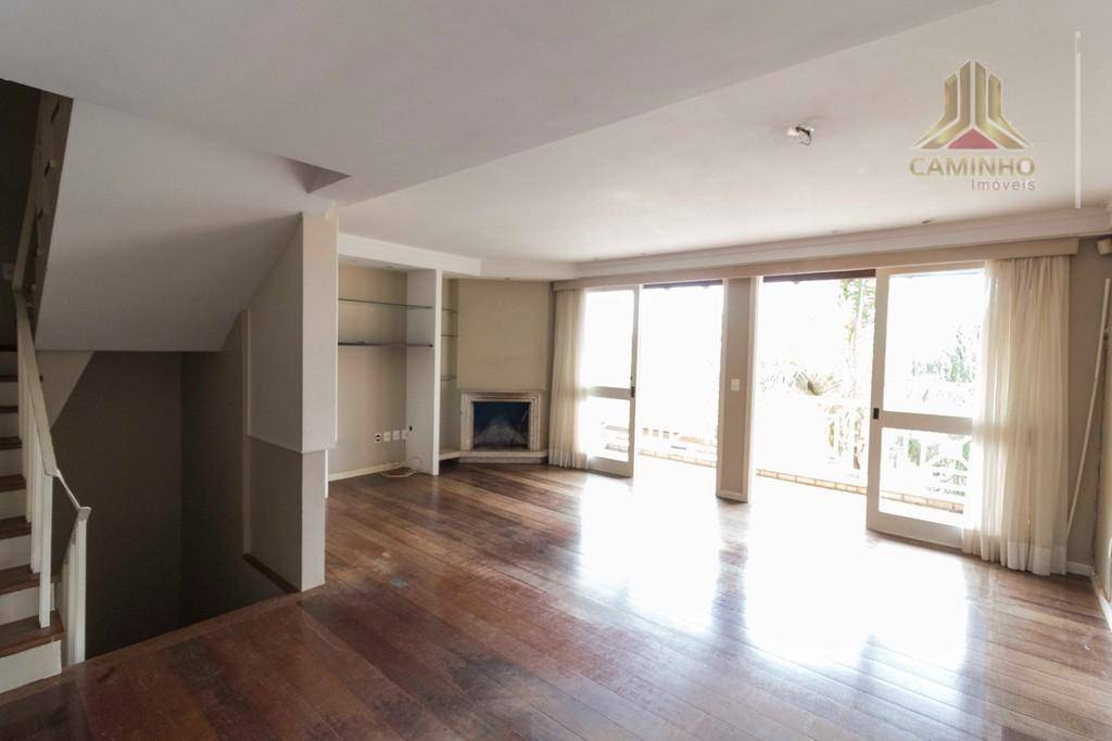 Sobrado à venda com 3 quartos, 219m² - Foto 4