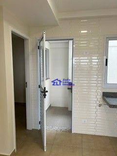 Apartamento à venda e aluguel com 2 quartos, 33m² - Foto 9