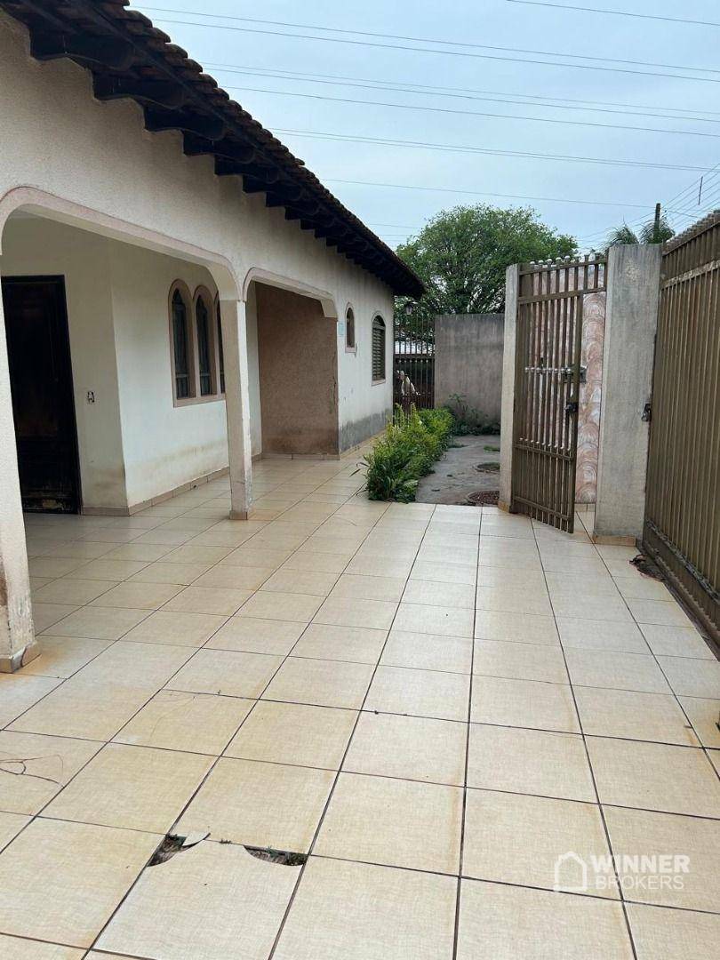 Casa à venda e aluguel com 3 quartos, 150m² - Foto 4