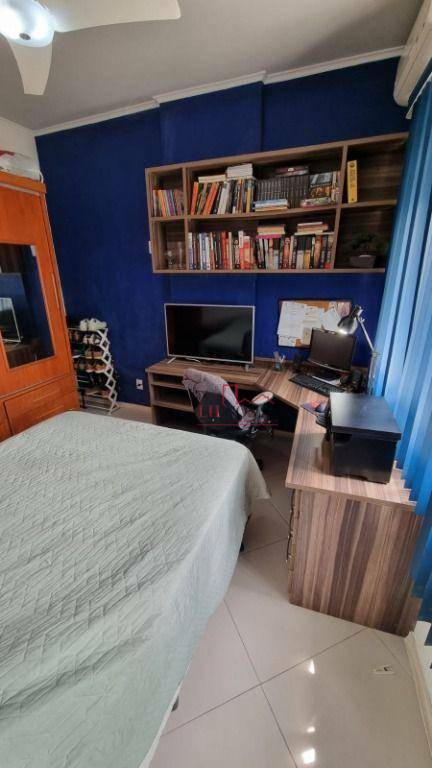 Apartamento à venda com 2 quartos, 75m² - Foto 8