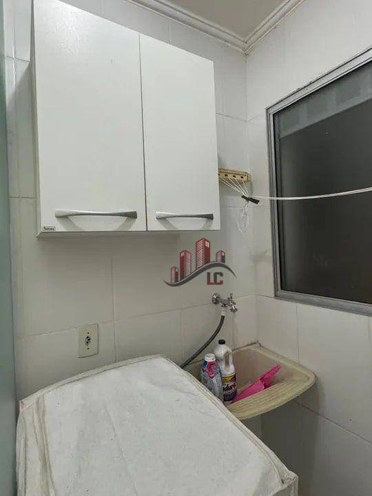 Apartamento para alugar com 2 quartos, 49m² - Foto 13