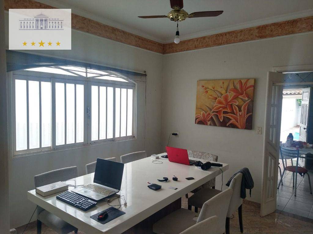 Casa à venda com 3 quartos, 249m² - Foto 5