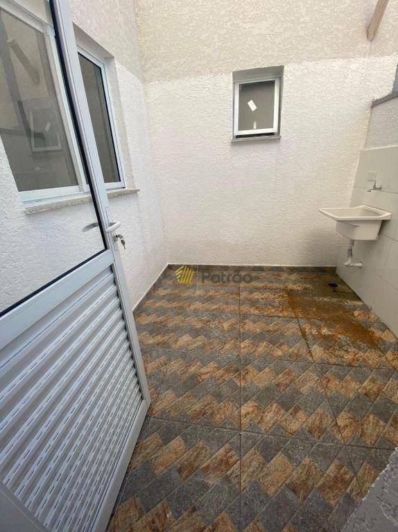 Apartamento à venda com 2 quartos, 44m² - Foto 5