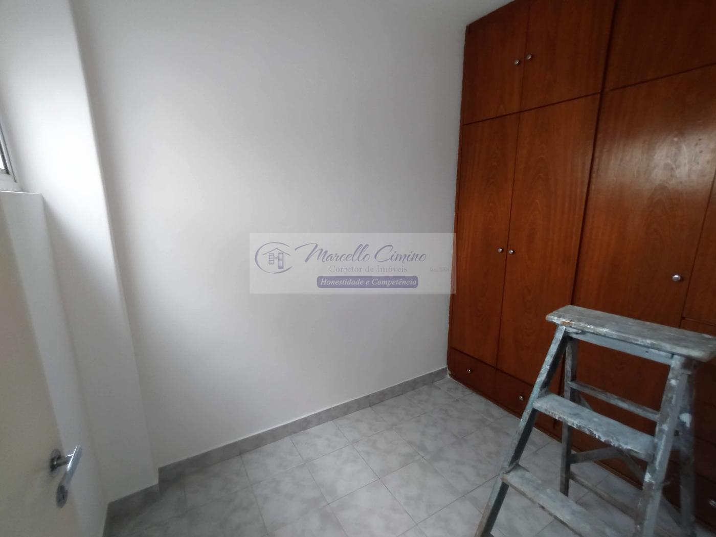 Apartamento para alugar com 2 quartos, 75m² - Foto 23