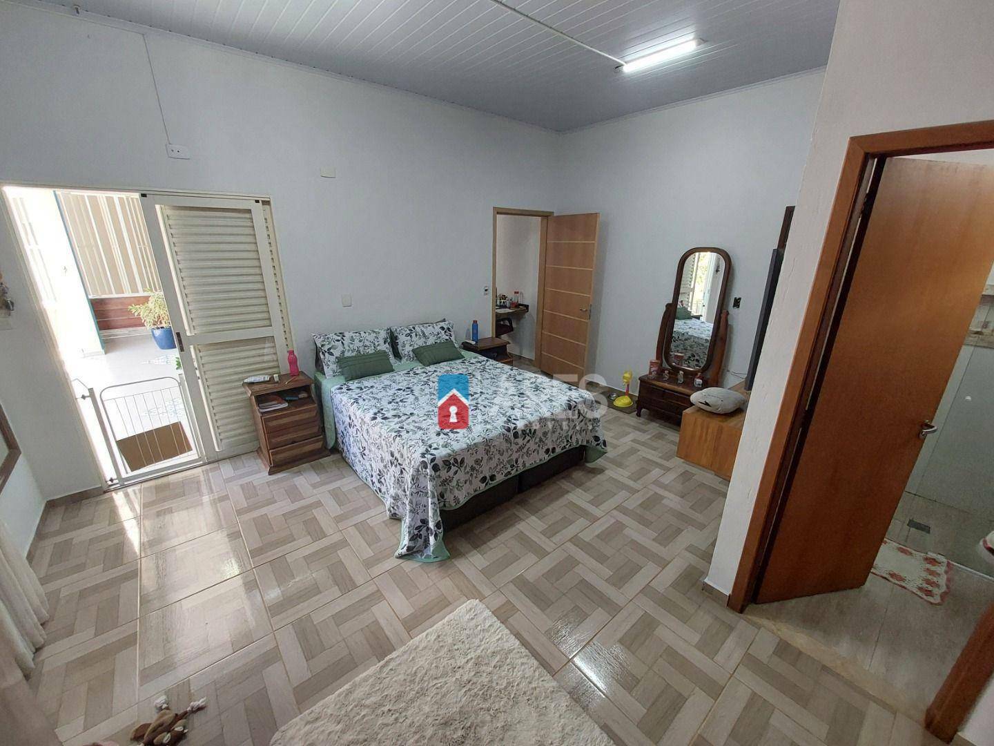 Casa à venda com 3 quartos, 270m² - Foto 22