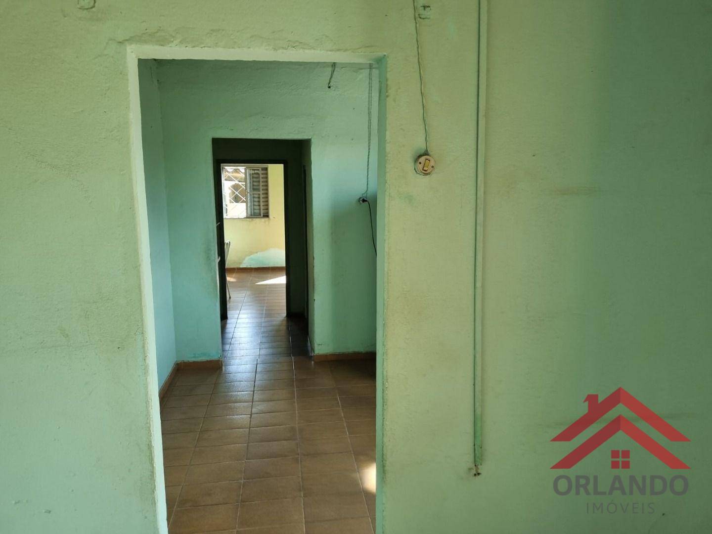 Casa à venda com 2 quartos, 150m² - Foto 2