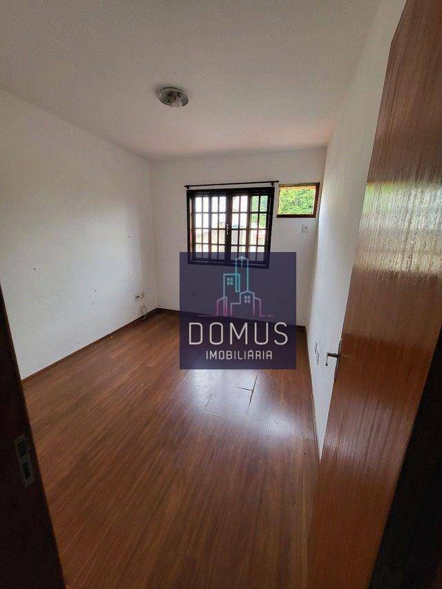 Casa à venda com 3 quartos, 260m² - Foto 6