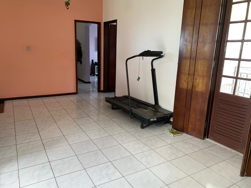 Casa à venda com 7 quartos, 550m² - Foto 17