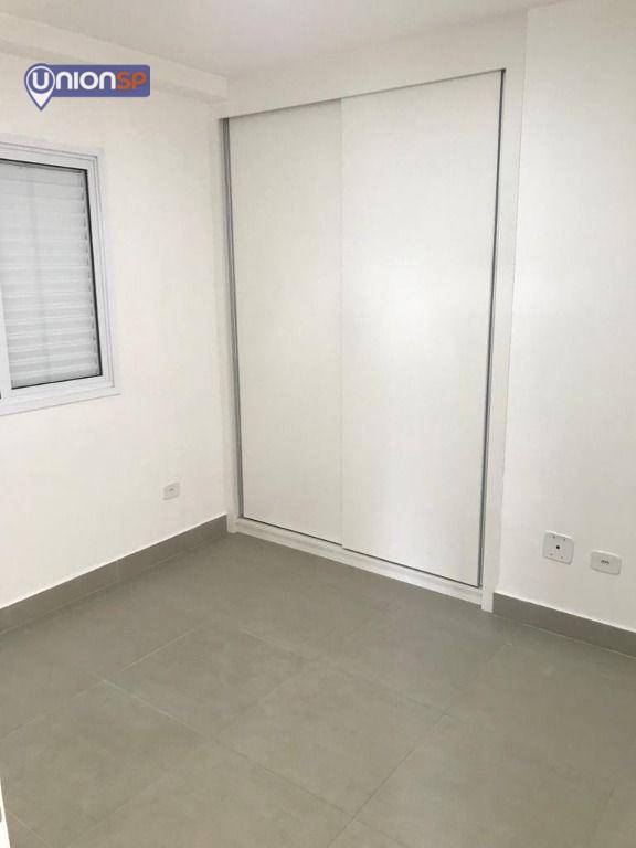 Apartamento à venda com 2 quartos, 62m² - Foto 8