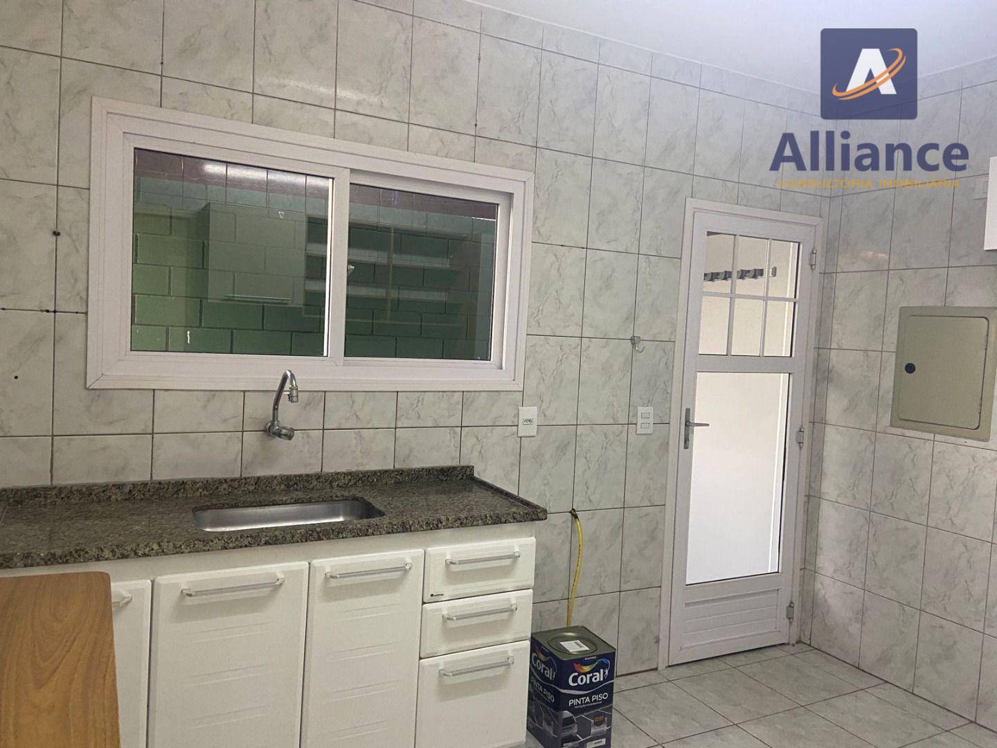 Casa de Condomínio para alugar com 3 quartos, 170m² - Foto 23