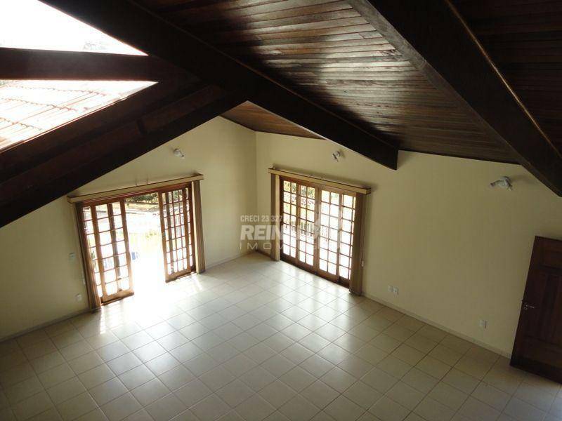 Casa de Condomínio para alugar com 3 quartos, 250m² - Foto 10