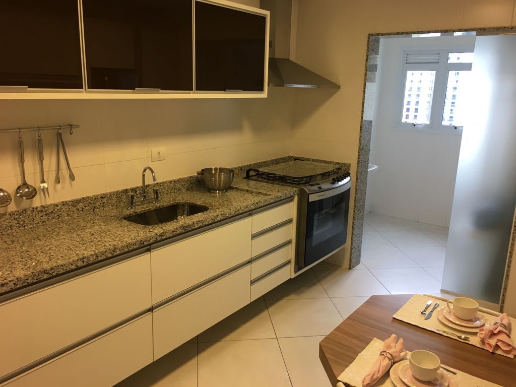 Apartamento à venda com 3 quartos, 121m² - Foto 14