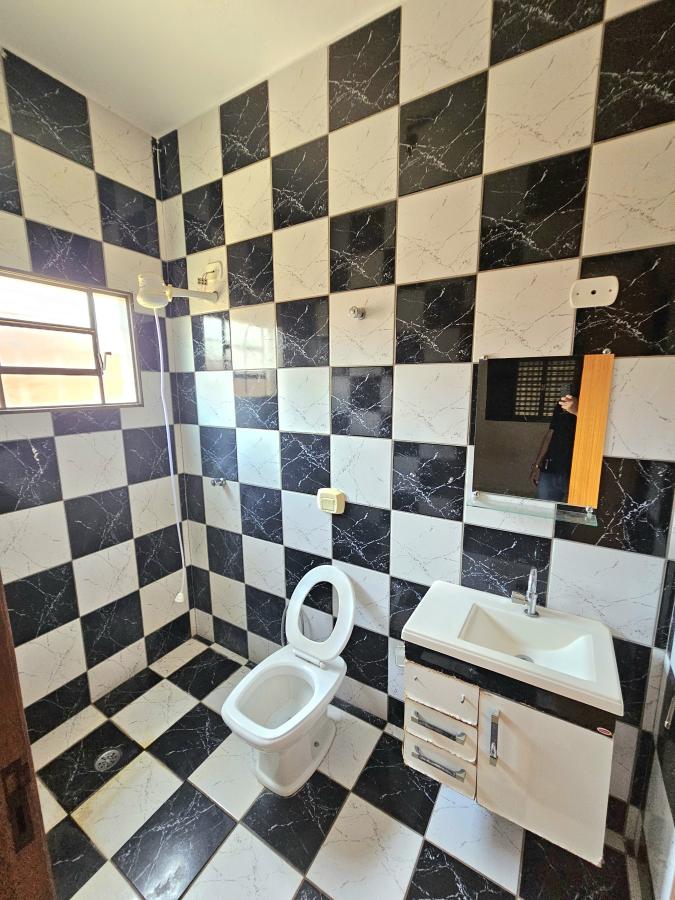 Casa à venda com 2 quartos, 250m² - Foto 4