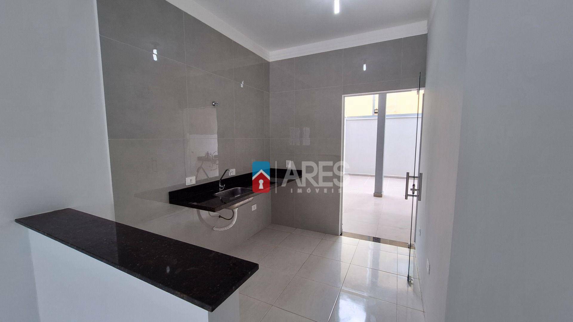 Casa à venda com 3 quartos, 99m² - Foto 5