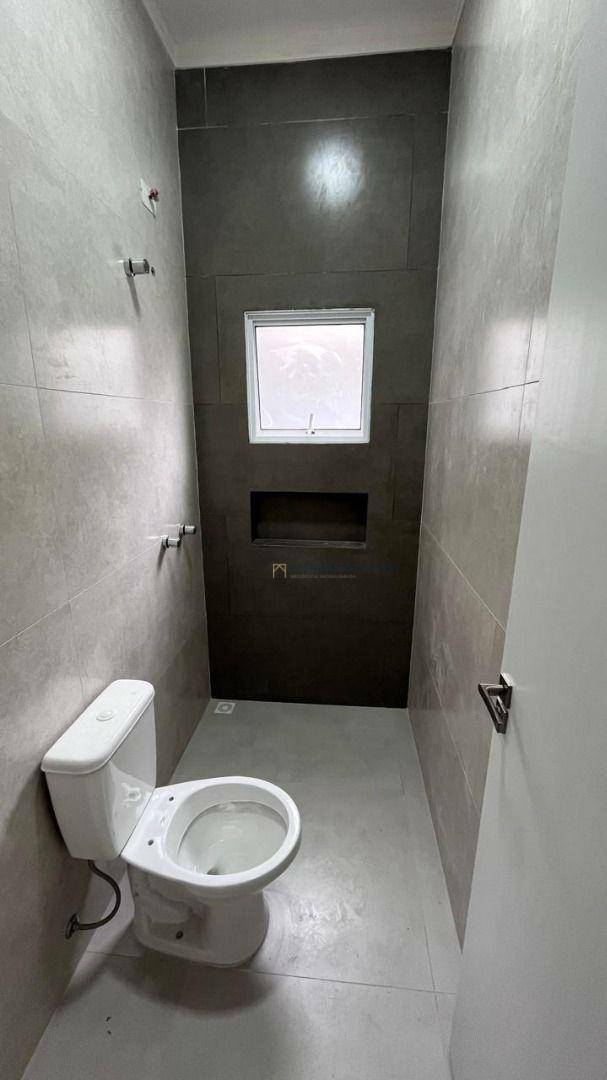 Casa de Condomínio à venda com 3 quartos, 120m² - Foto 2