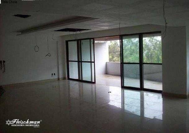 Apartamento à venda com 4 quartos, 200m² - Foto 4