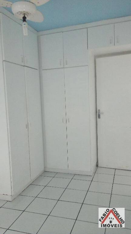 Apartamento à venda com 2 quartos, 60m² - Foto 12