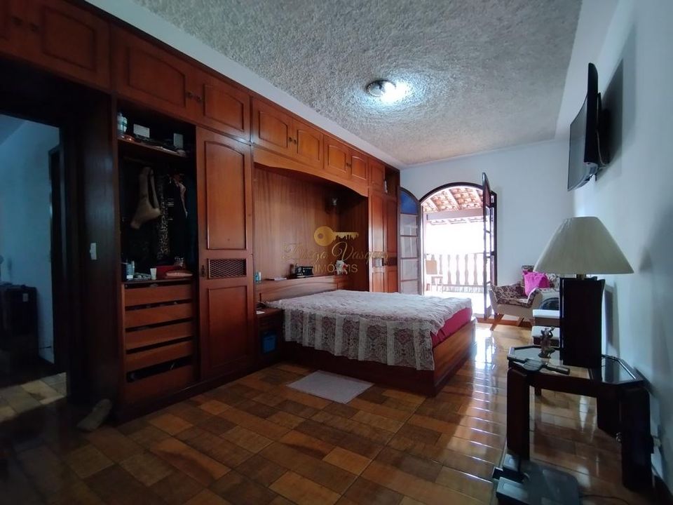 Casa à venda com 3 quartos, 480m² - Foto 17