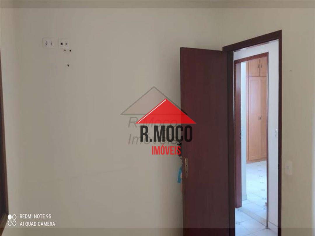 Sobrado à venda com 3 quartos, 100m² - Foto 14