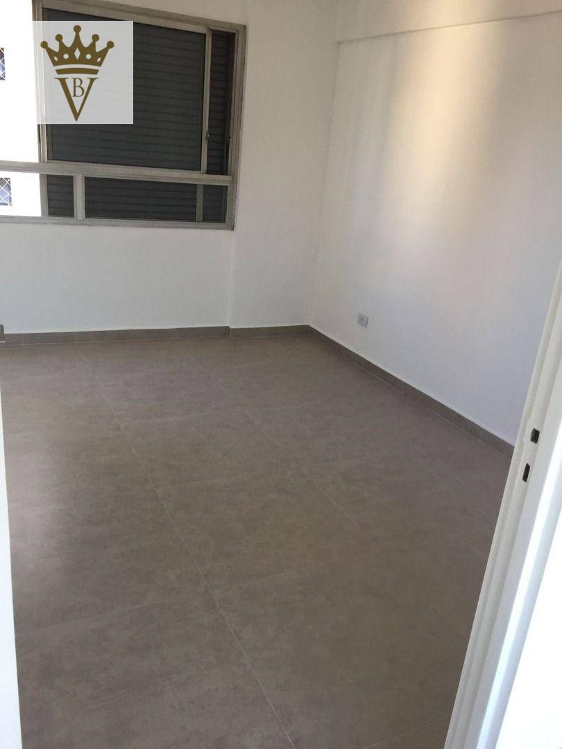 Apartamento, 3 quartos, 130 m² - Foto 3