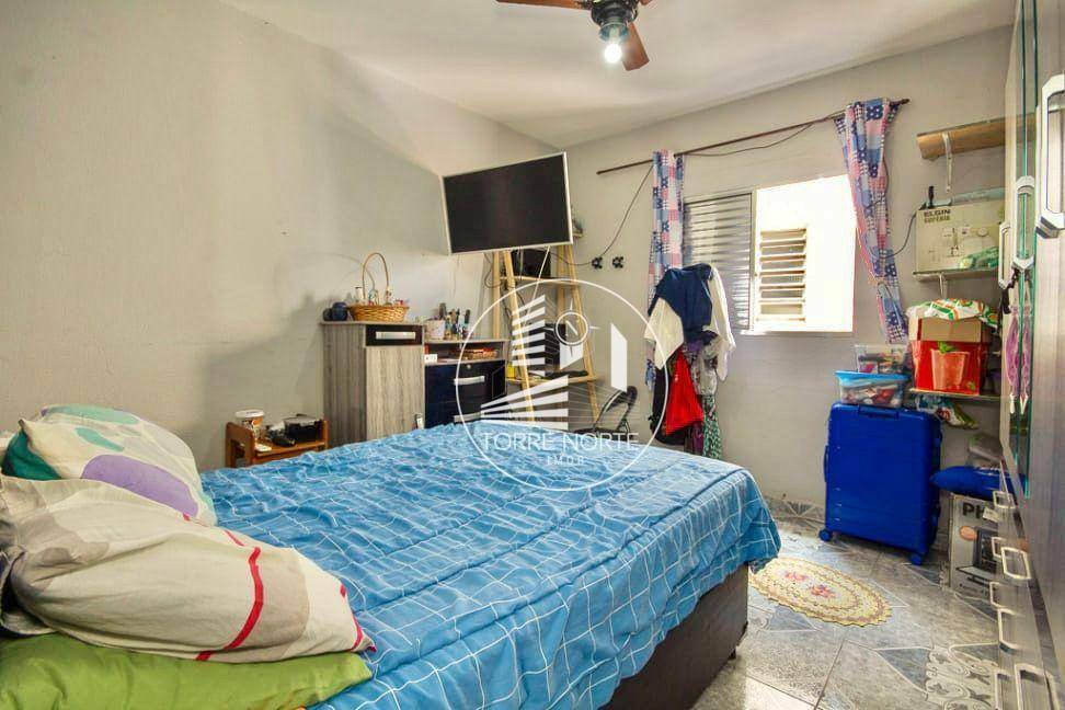 Apartamento à venda com 2 quartos, 79m² - Foto 4