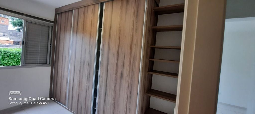 Apartamento à venda com 2 quartos, 70m² - Foto 17