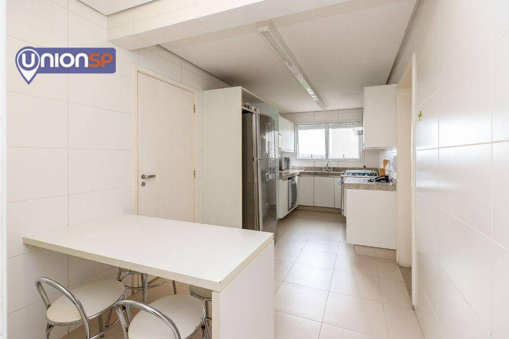 Apartamento à venda com 4 quartos, 223m² - Foto 22