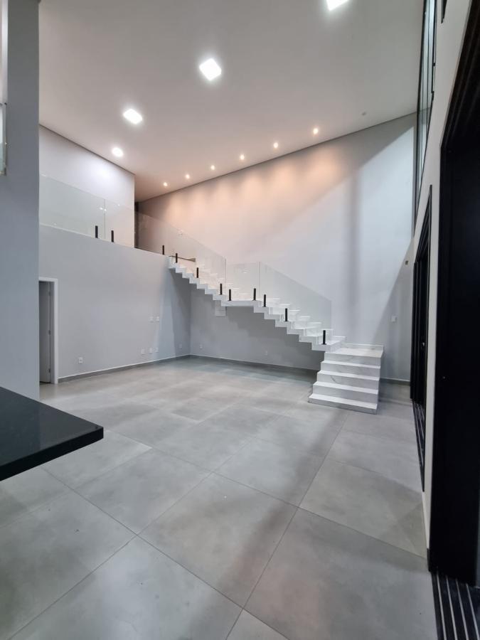 Casa para alugar com 3 quartos, 396m² - Foto 11