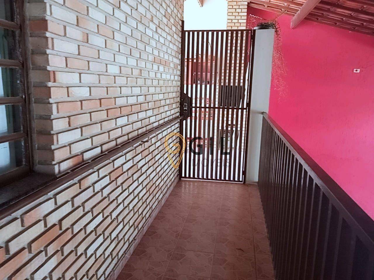 Casa à venda com 3 quartos, 168m² - Foto 6