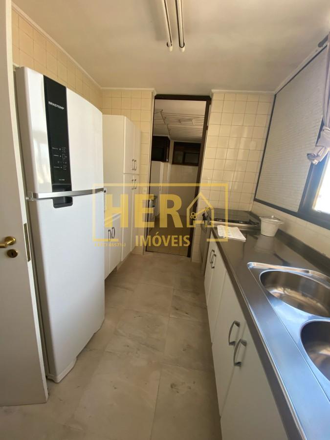 Apartamento à venda com 3 quartos, 145m² - Foto 6