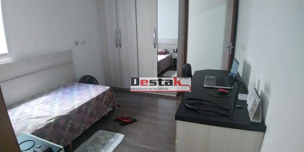 Sobrado à venda com 3 quartos, 218m² - Foto 15