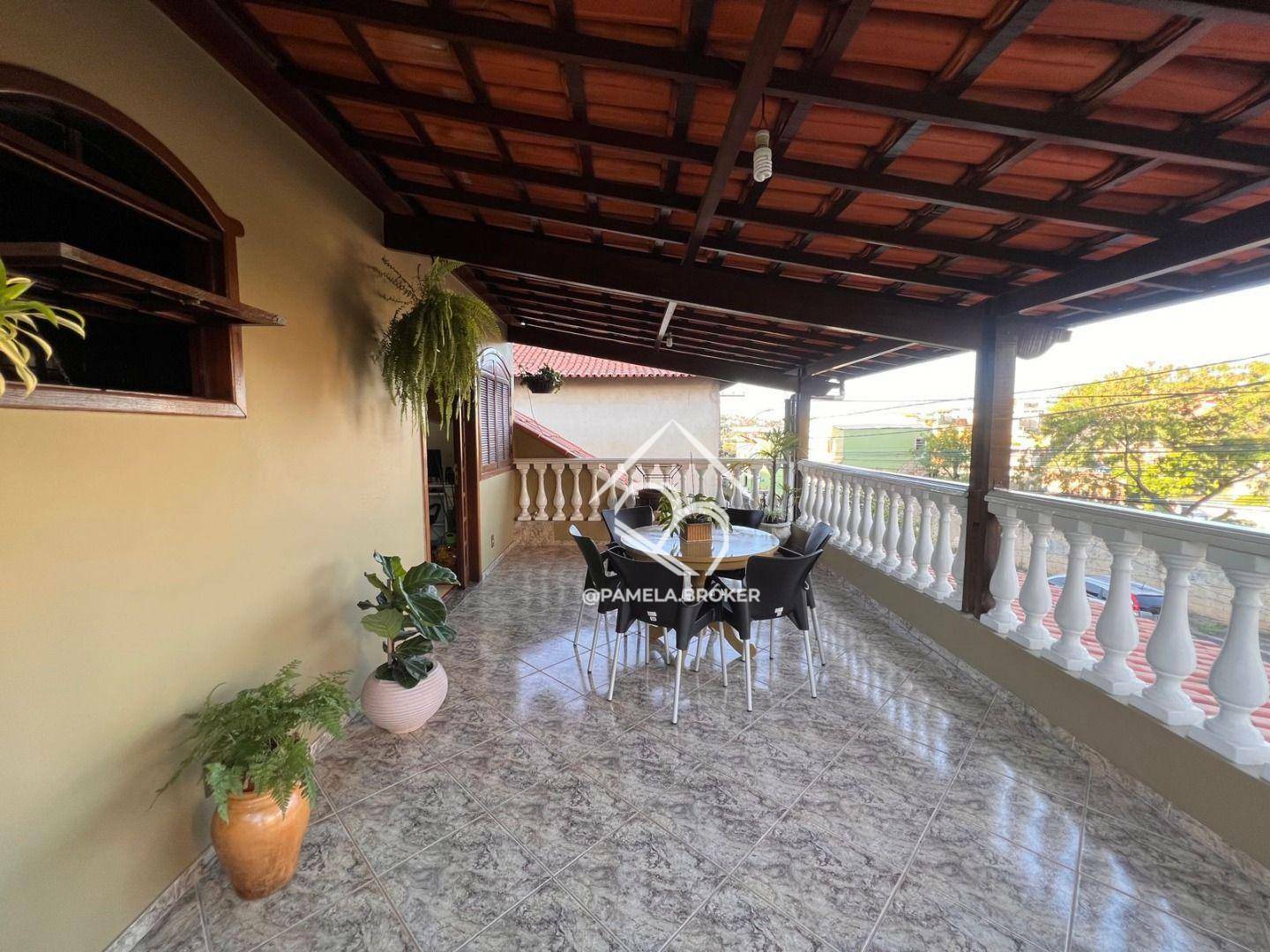 Casa à venda com 3 quartos, 230m² - Foto 9