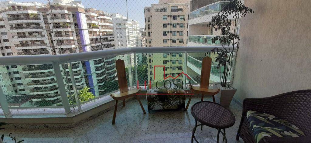 Apartamento à venda com 3 quartos, 120m² - Foto 1