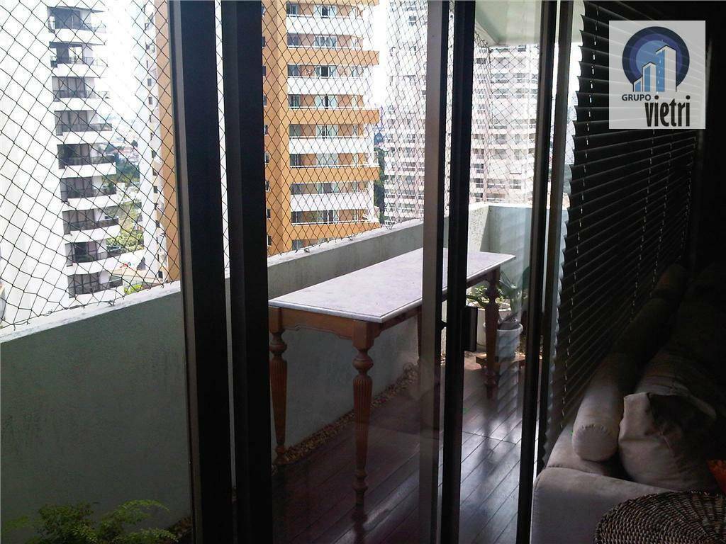 Apartamento à venda com 3 quartos, 200m² - Foto 25