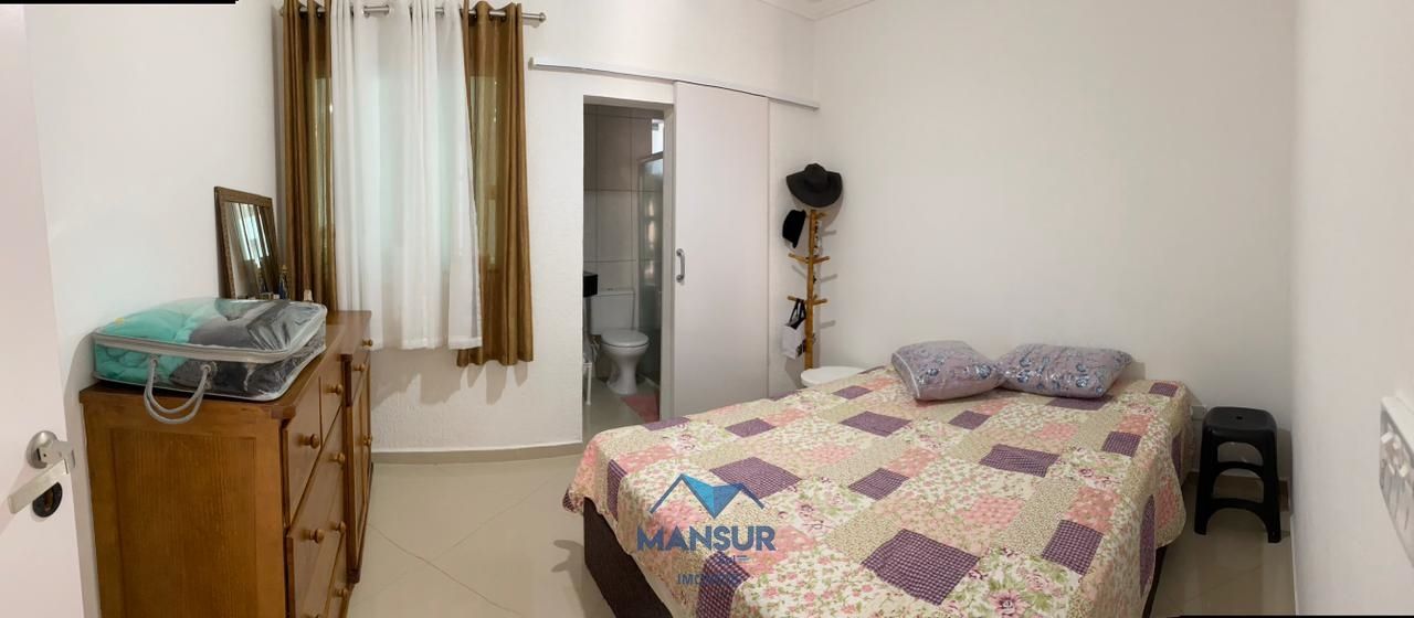 Casa à venda com 2 quartos, 100m² - Foto 12