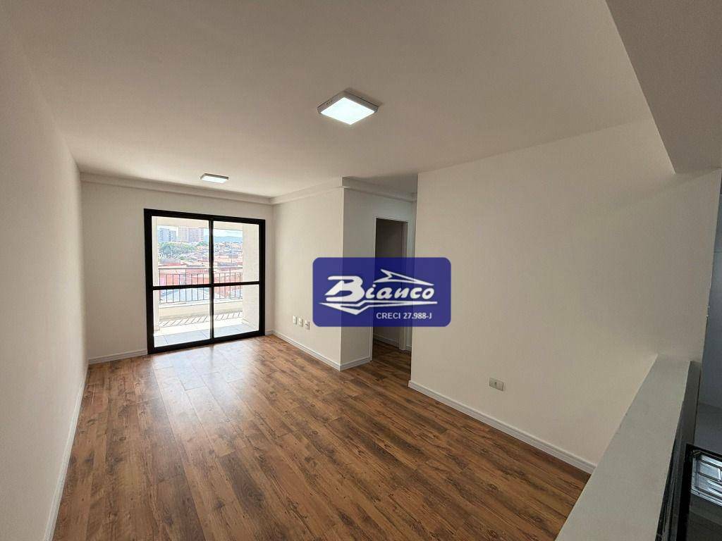 Apartamento para alugar com 2 quartos, 67m² - Foto 4