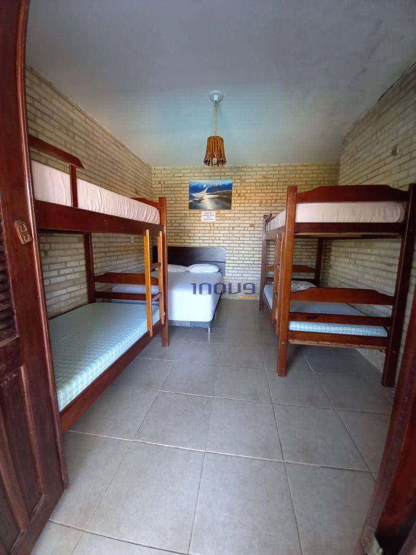 Casa, 10 quartos, 151 m² - Foto 4