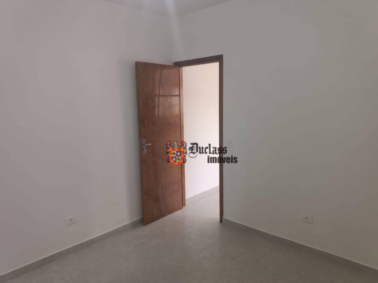 Casa à venda com 2 quartos, 55m² - Foto 9