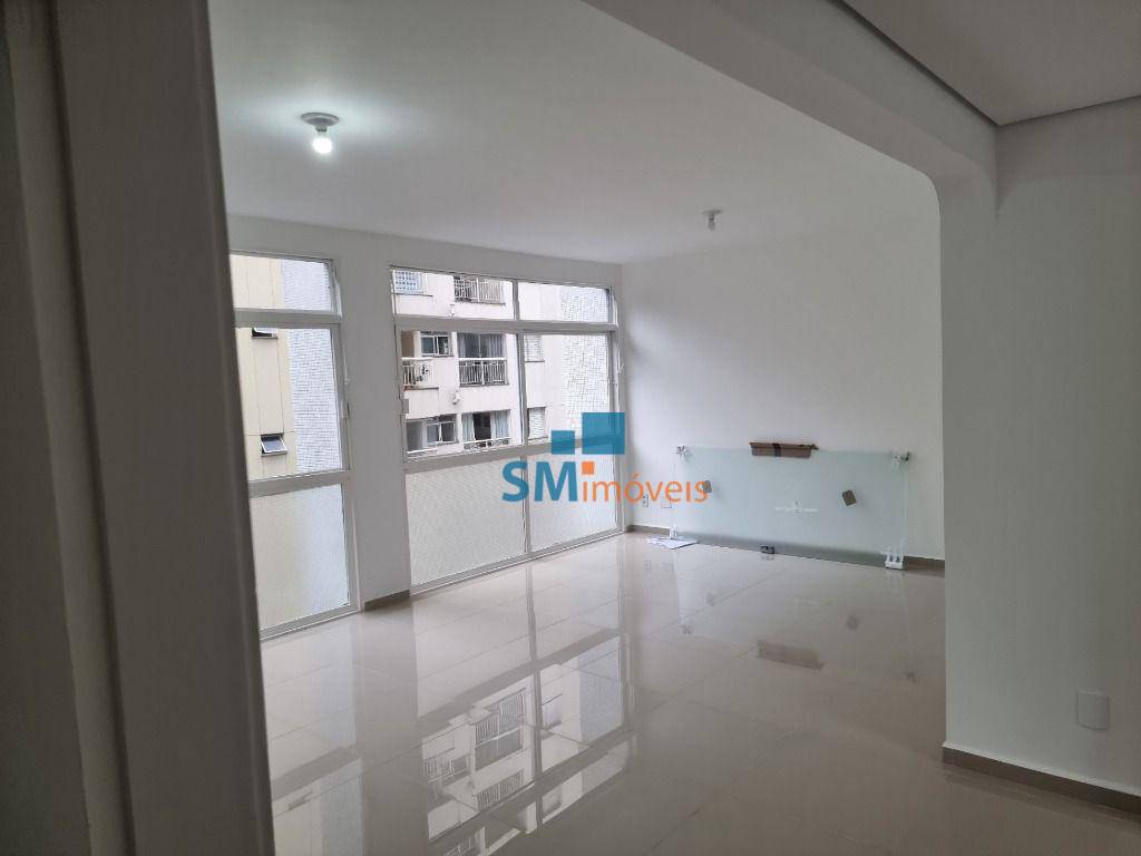 Apartamento à venda com 3 quartos, 135m² - Foto 1