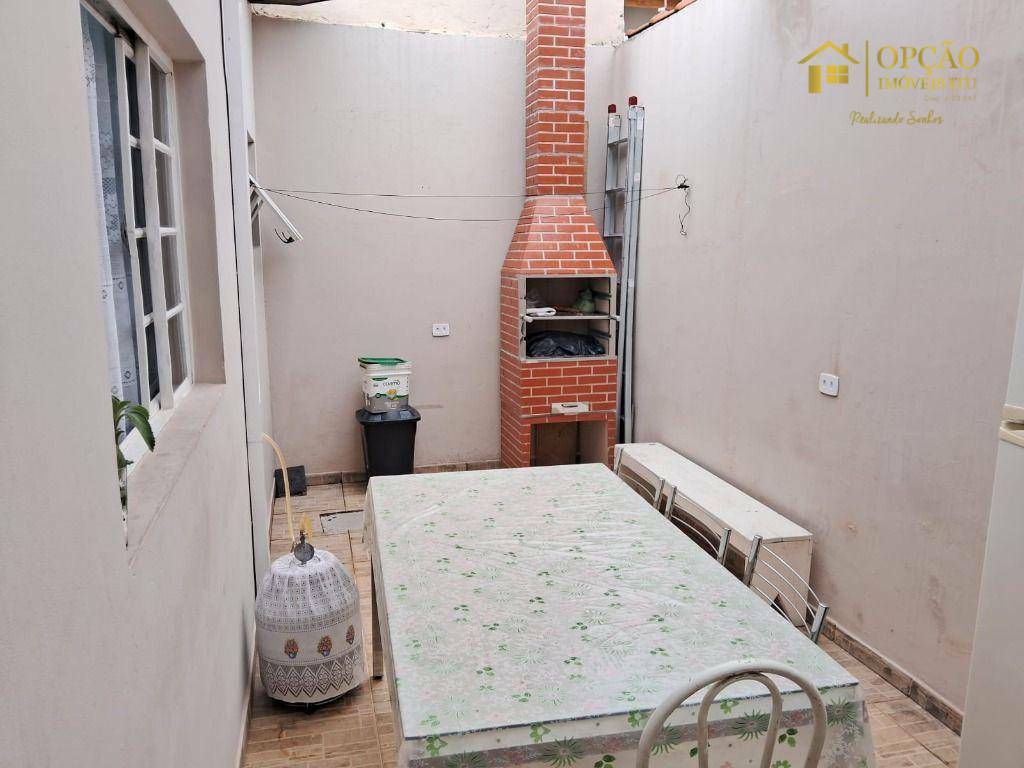 Casa à venda com 3 quartos, 135m² - Foto 14