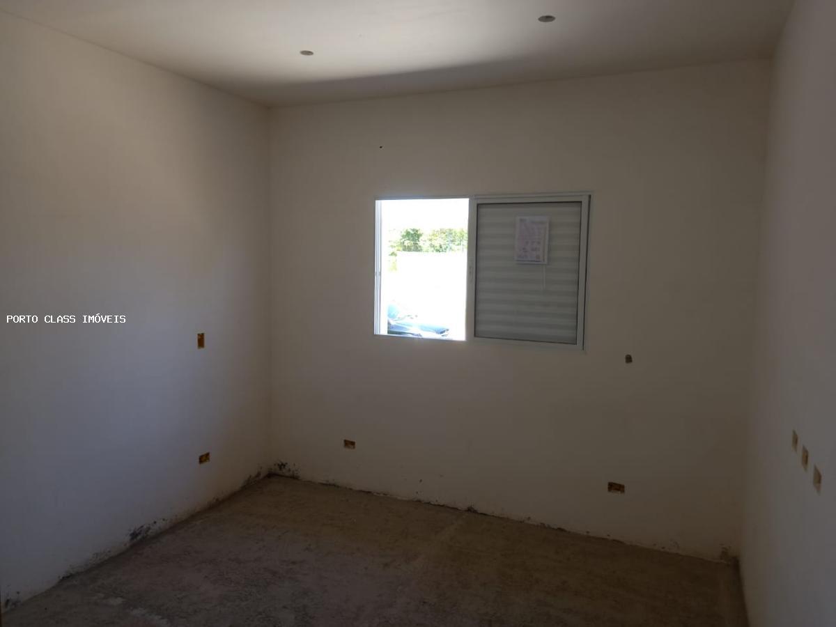 Casa à venda com 6 quartos, 180m² - Foto 11