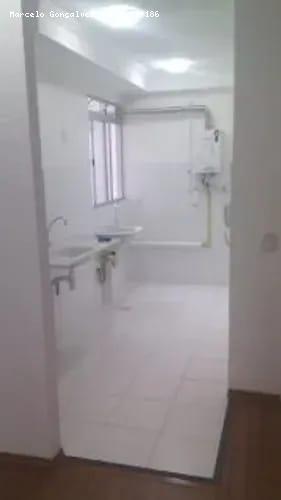 Apartamento à venda com 2 quartos, 43m² - Foto 1