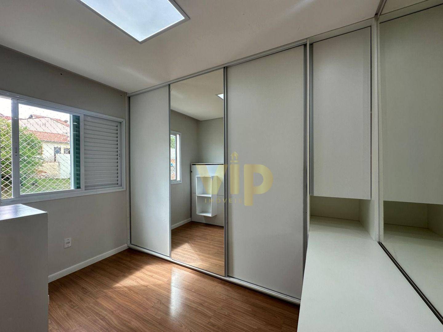 Apartamento à venda com 3 quartos, 125m² - Foto 11