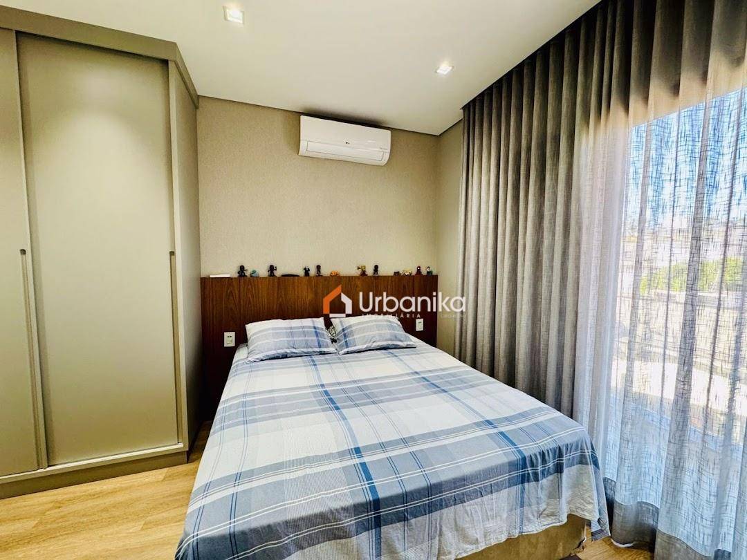 Casa, 2 quartos, 223 m² - Foto 4