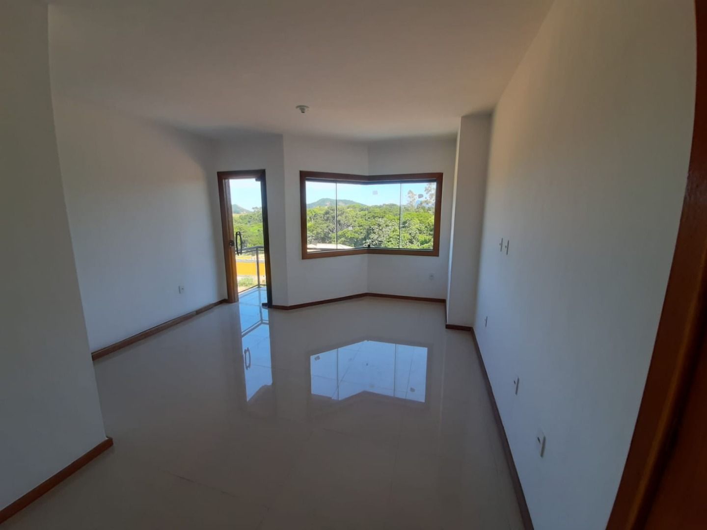 Casa à venda com 3 quartos, 108m² - Foto 6