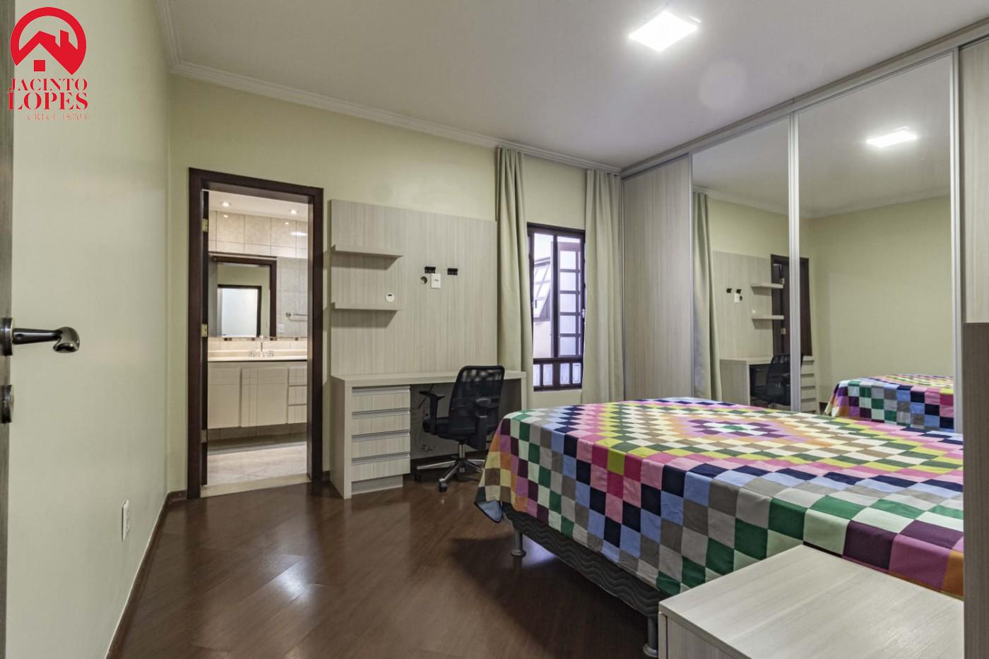Casa à venda com 6 quartos, 450m² - Foto 28