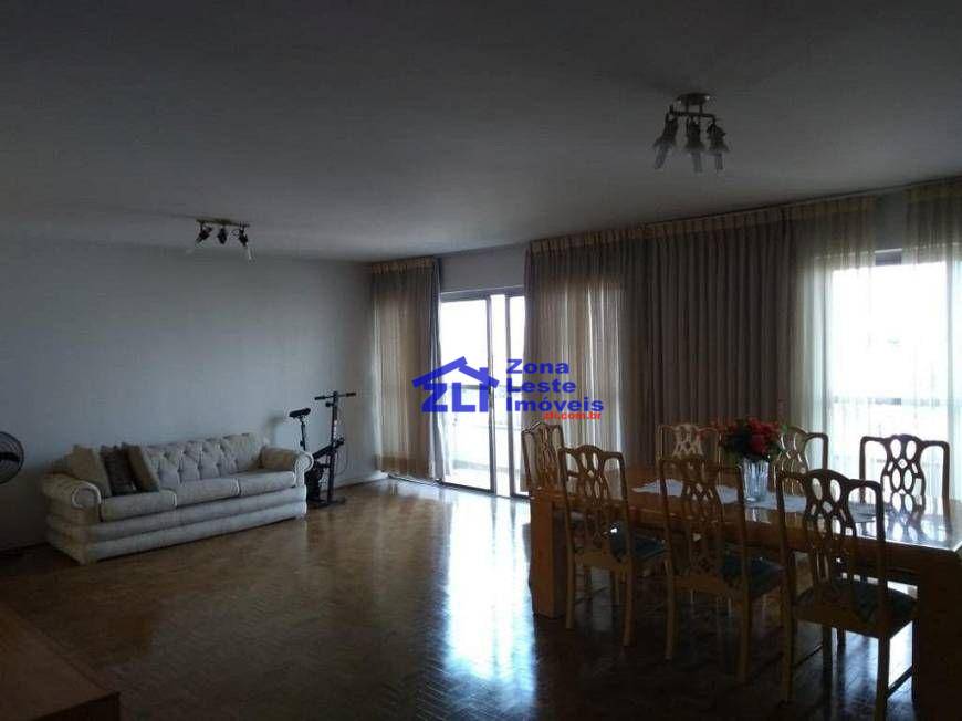 Apartamento à venda com 3 quartos, 202m² - Foto 13