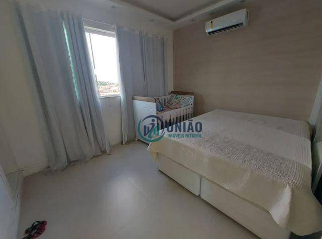 Casa à venda com 3 quartos, 180m² - Foto 12